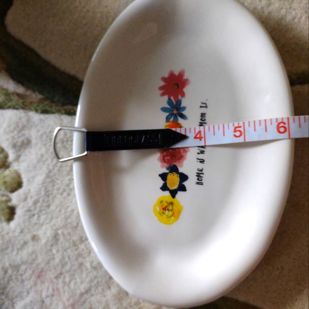 Rae Dunn dish - Picture 3 of 4